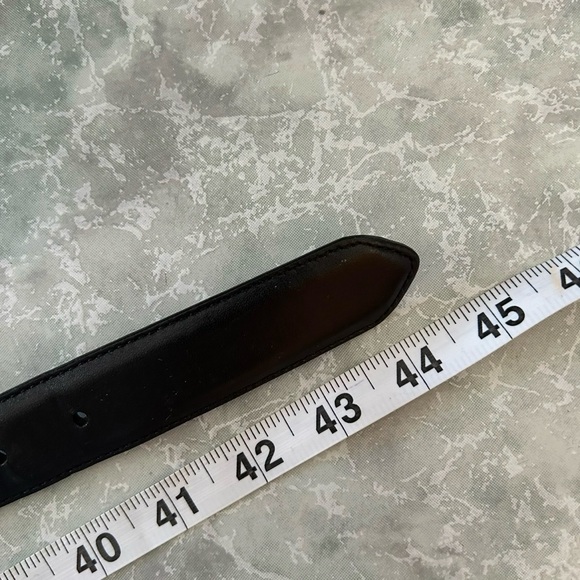 COACH 5950 Black Cowhide leather Belt Gold toned buckle size 40”. - Picture 15 of 16